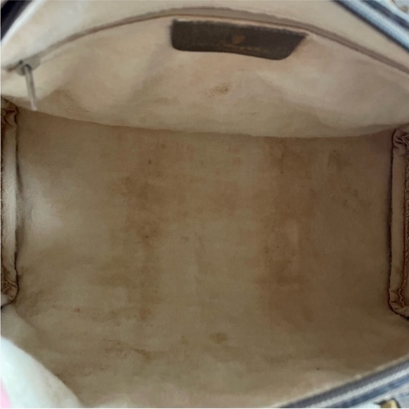 🔴SOLD🔴Gucci Boston bag - Picture 12 of 16